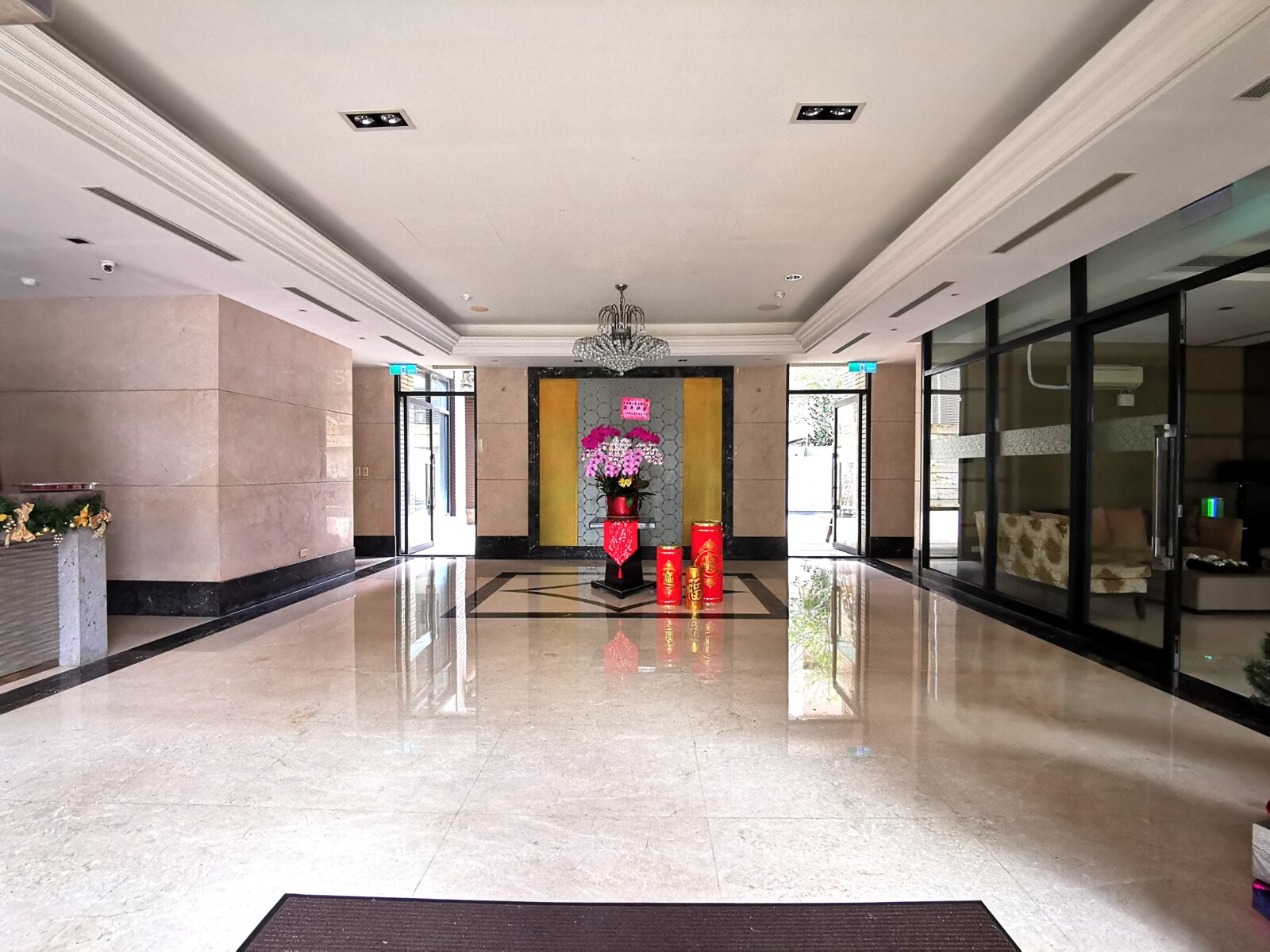 樂屋_台北市南港區卡地雅待售房屋 台北市南港區卡地雅待售房屋