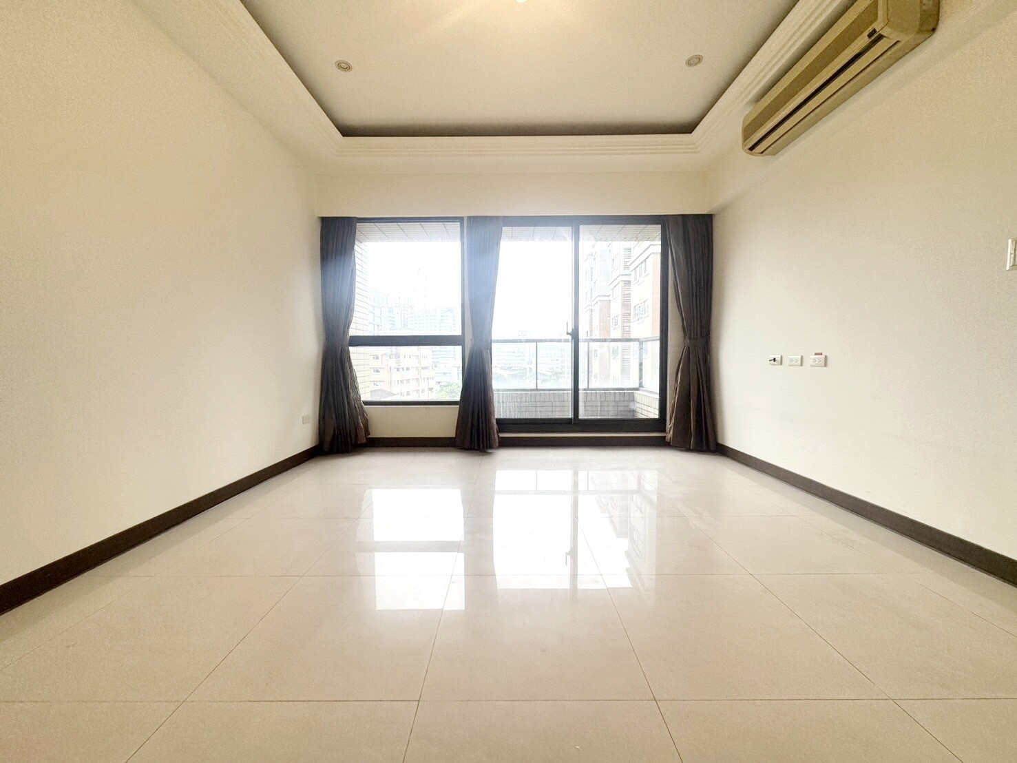樂屋_台北市南港區卡地雅待售房屋 台北市南港區卡地雅待售房屋