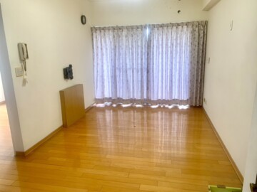 麗頓大廈待售房屋