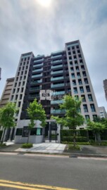 瓏山林國際館藝術館待售房屋