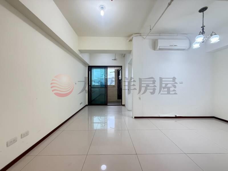 五股買房賣屋九揚頂客首選一房車