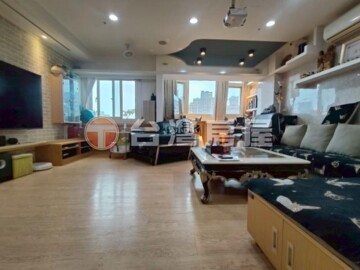 山河戀待售房屋