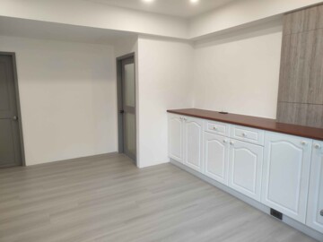 捷運麟光站旁全新裝潢雅房 - Image 1