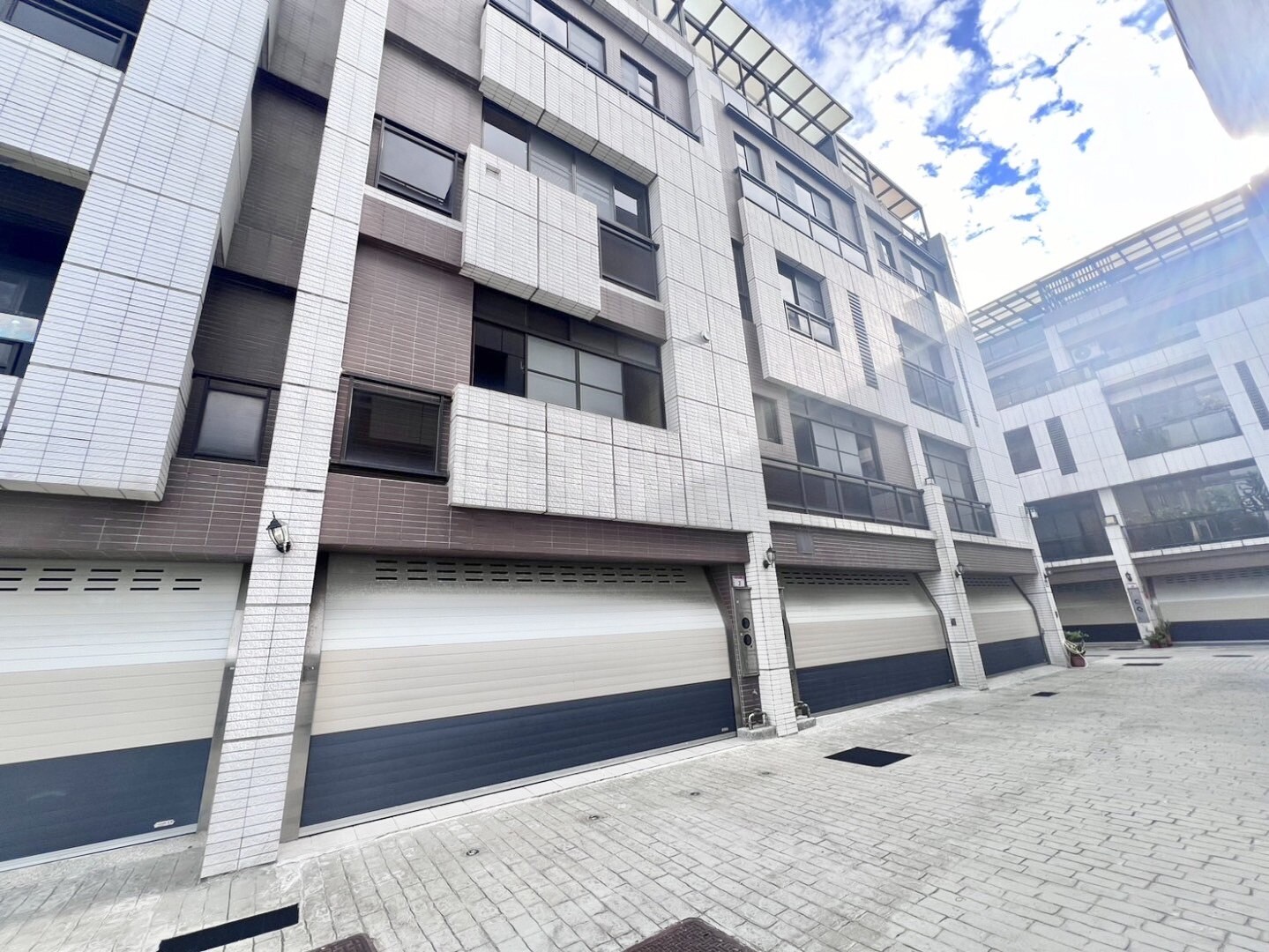 樂屋_桃園市中壢區中壢一品墅待售房屋 桃園市中壢區中壢一品墅待售房屋