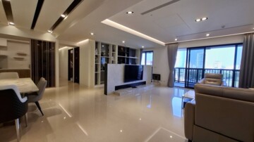 百慶府前院待售房屋