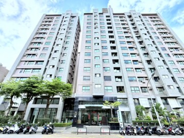 自由麗晶大樓區待售房屋