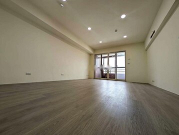 紐約四季待售房屋