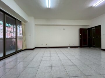 金碧輝煌待售房屋