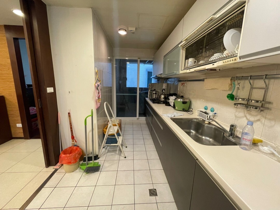 新北市新店區湯泉湯泉櫻花待售房屋