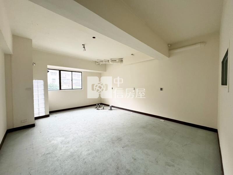 近中和站電梯大空間採光3房