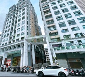 鳳凰喜來登待售房屋