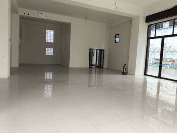 南港新東區1+2樓三角窗店面挑高6米/獨立電梯 - Image 1