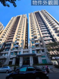 微笑世紀B區雲品特區待售房屋