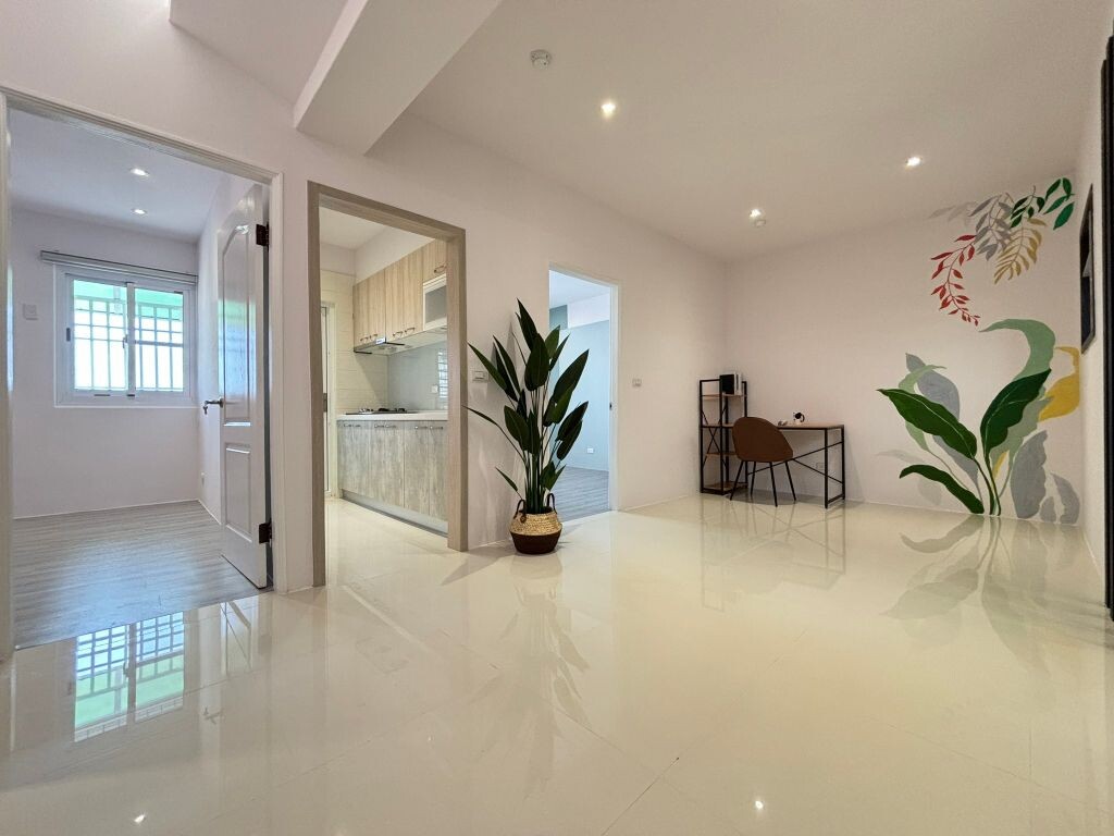 樂屋_嘉義市西區晨洋皇家待售房屋 嘉義市西區晨洋皇家待售房屋