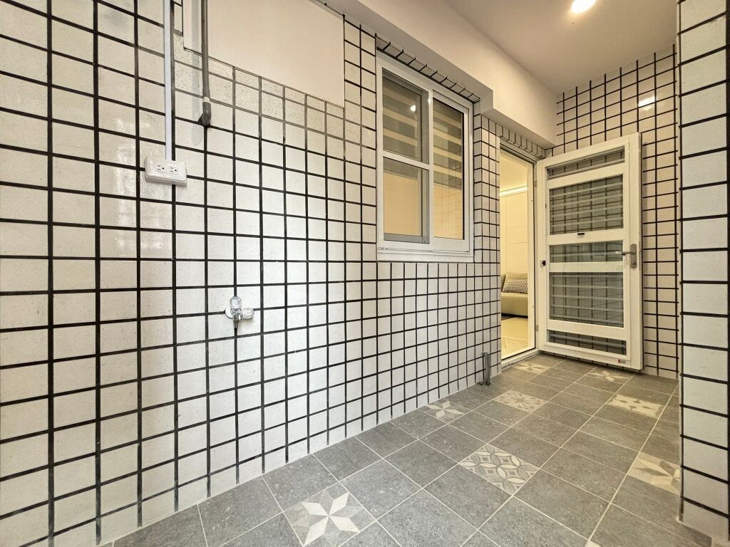 樂屋_嘉義市西區晨洋皇家待售房屋 嘉義市西區晨洋皇家待售房屋