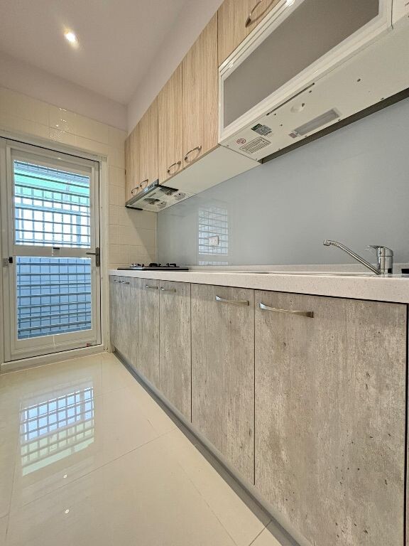 樂屋_嘉義市西區晨洋皇家待售房屋 嘉義市西區晨洋皇家待售房屋