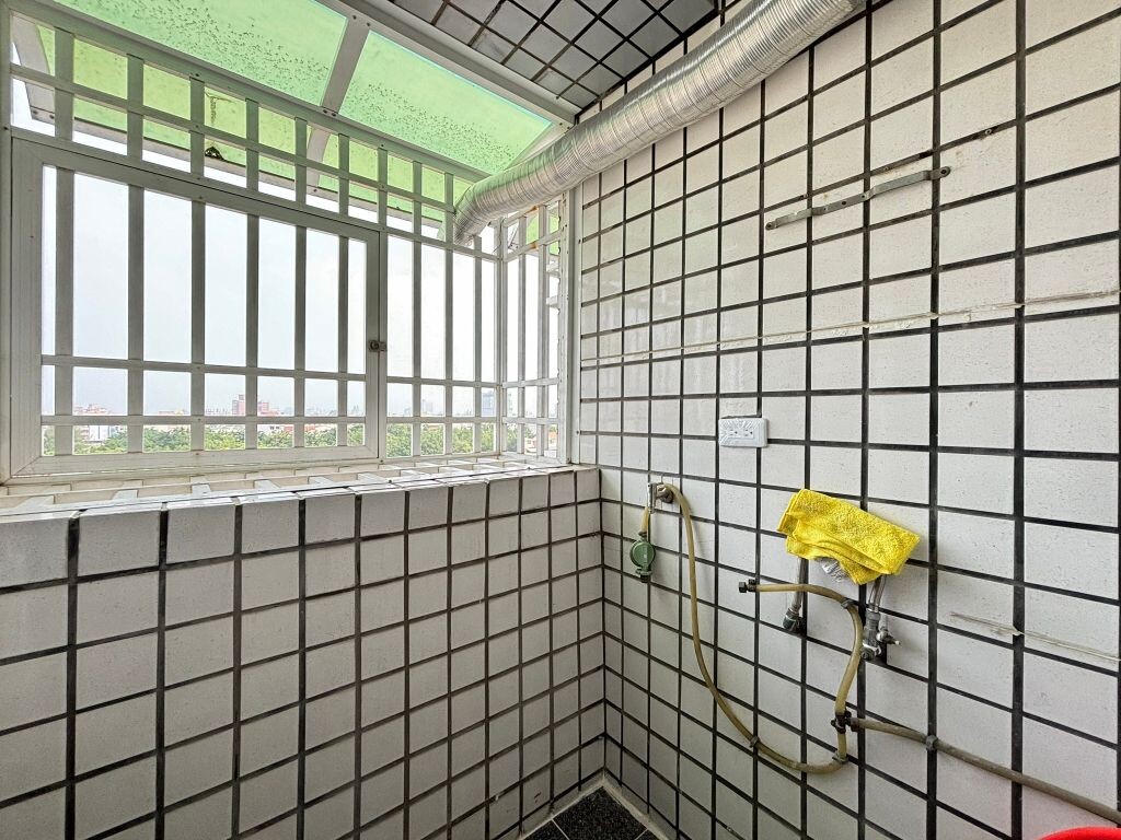 樂屋_嘉義市西區晨洋皇家待售房屋 嘉義市西區晨洋皇家待售房屋