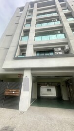 頂鋒龍山水精華待售房屋