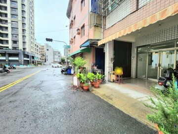 英明商圈十米街上1F店面 - Image 1