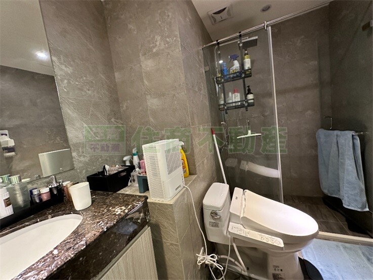 樂屋_台中市南屯區親家ONE CITY待售房屋 台中市南屯區親家ONE CITY待售房屋