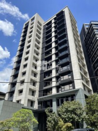 德安芳鄰待售房屋