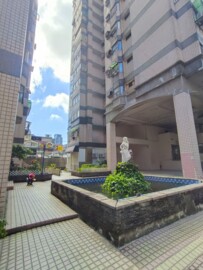 中央甲天下華廈待售房屋