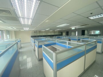 新竹租辦 高樓層景觀 近巨城 130坪 - Image 1