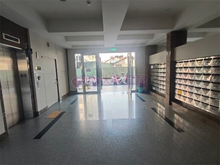 東區長榮新秀收租美套房