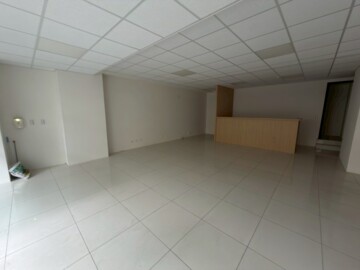 ✨東區清景麟巴克禮面寬6米7挑高1-2層附平車✨ - Image 1