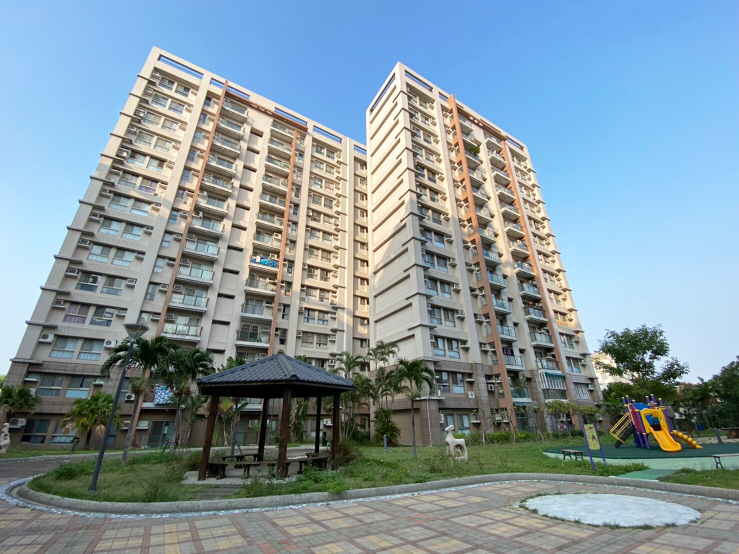 樂屋_台南市仁德區二空新城A區待售房屋 台南市仁德區二空新城A區待售房屋