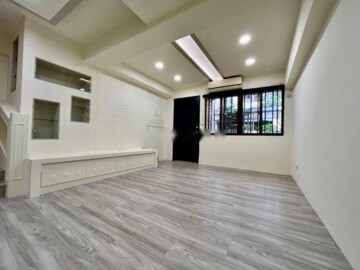 華宮庭園待售房屋