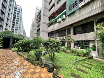 華宮庭園待售房屋