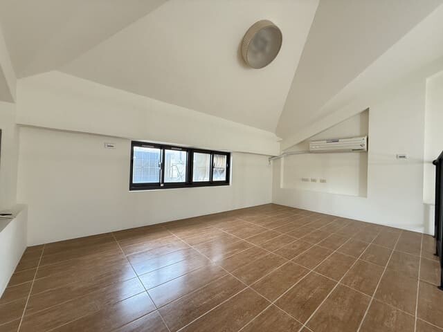 樂屋_台南市安南區伍彩巴黎2期ABDEFGH區待售房屋 台南市安南區伍彩巴黎2期ABDEFGH區待售房屋