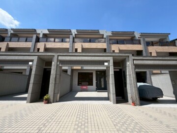 自立路透天待售房屋