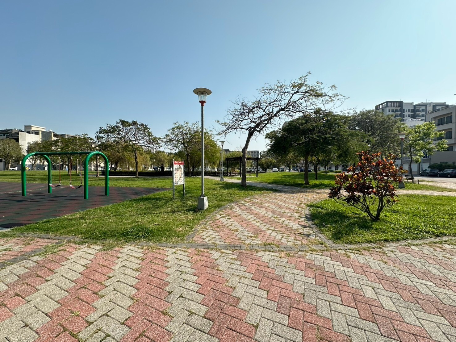 台中市烏日區建義微笑世界待售房屋