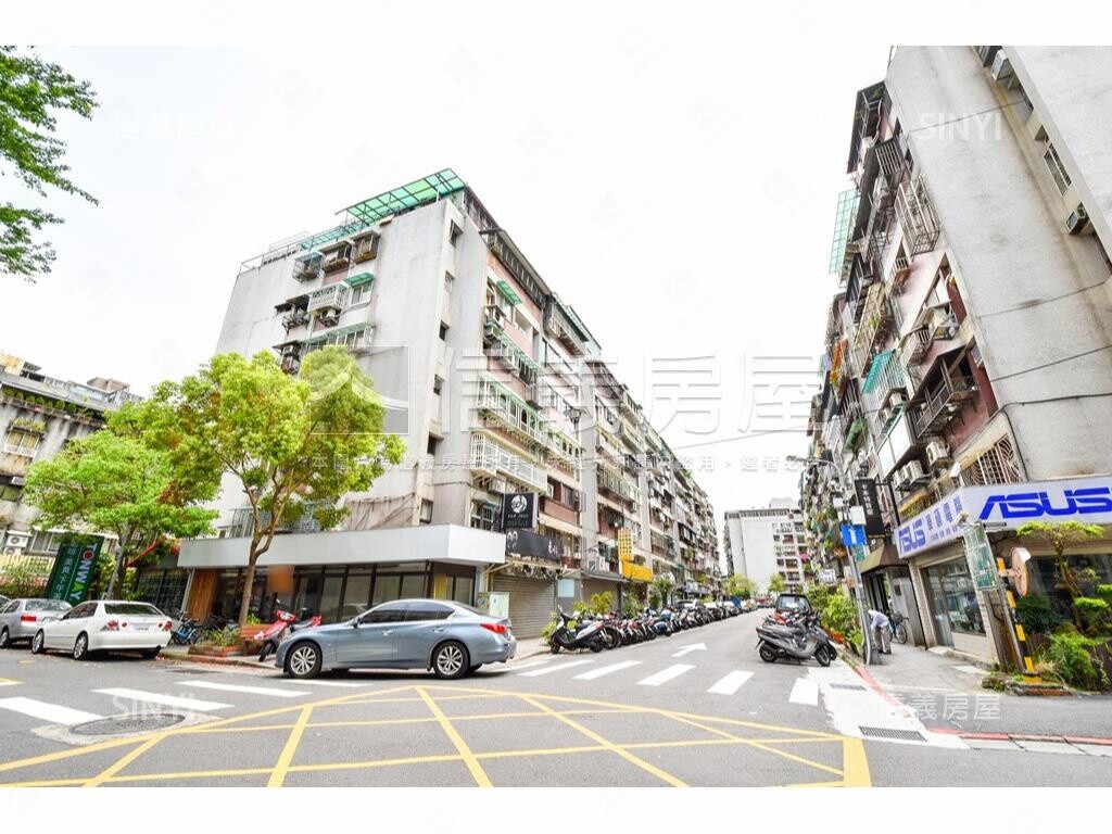 台北市信義區忠孝海華社區一待售房屋