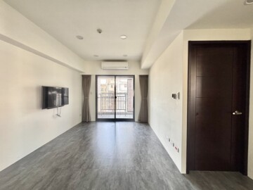 經貿一路20巷透天待售房屋