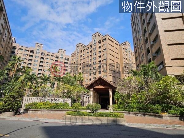 高雄市鳳山區京城熱帶嶼待售房屋