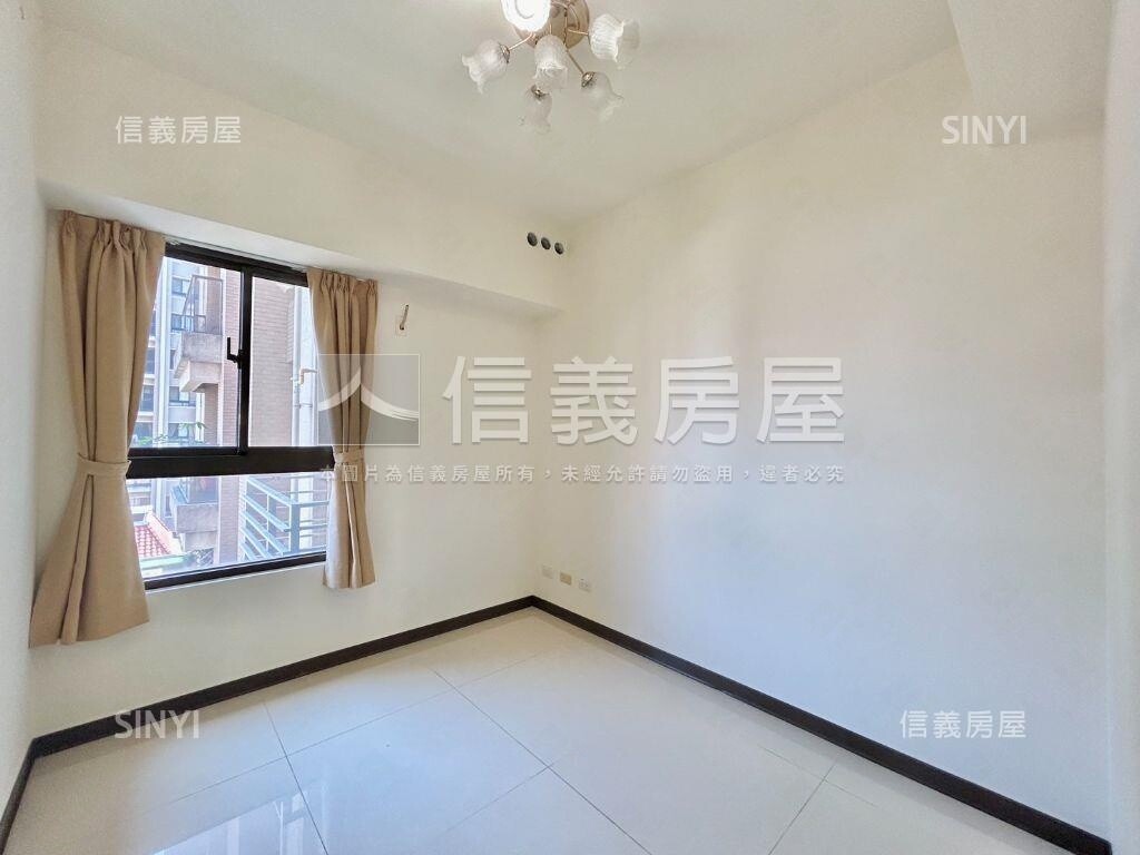 新竹縣竹北市雅砌待售房屋