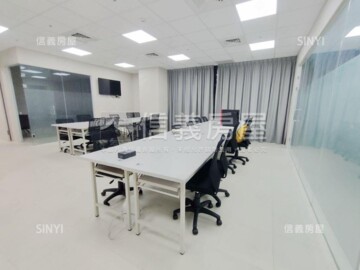 馥華時尚會館/超級F1待售房屋