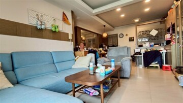 學院皇家之星待售房屋