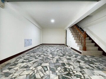 歐洲世界/歐洲陛廈大樓待售房屋