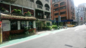 頂好花園大廈待售房屋