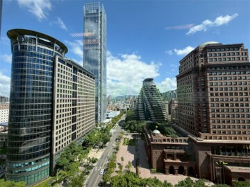 台北市信義區松仁路 - Image 1