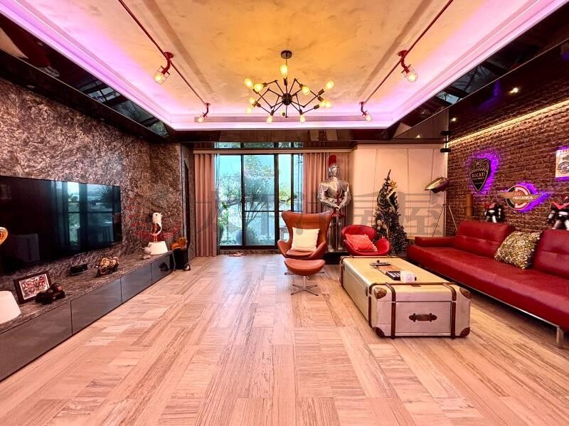 五股買房賣屋光盛馥玉．質感雙車宅