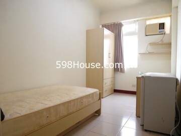 六家小資套房出租。有對外窗 - Image 1