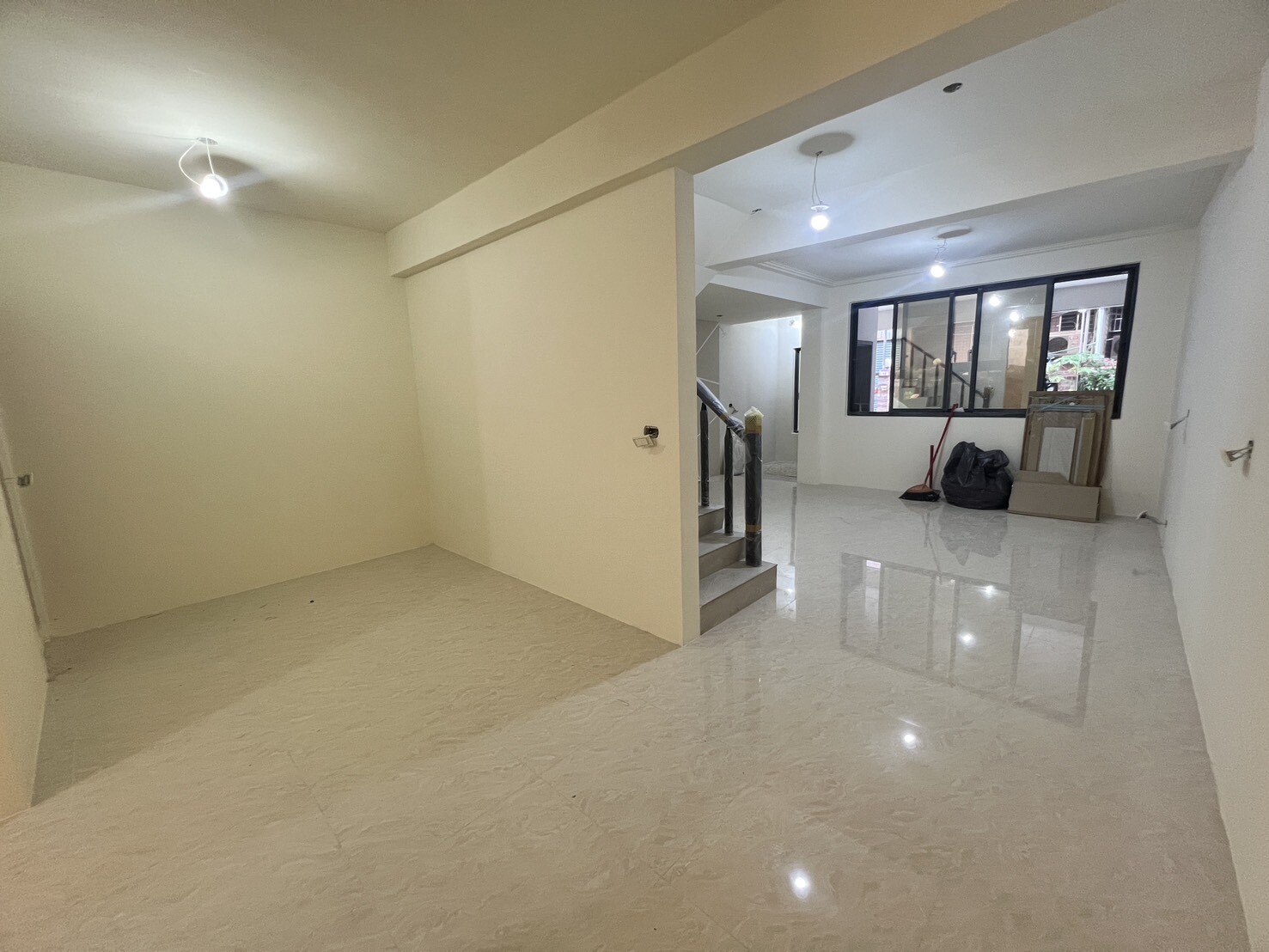 威盛團隊✨南亞科大-全新整理前院停車4房美透天