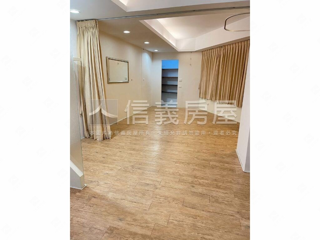 台南市東區文化江山待售房屋