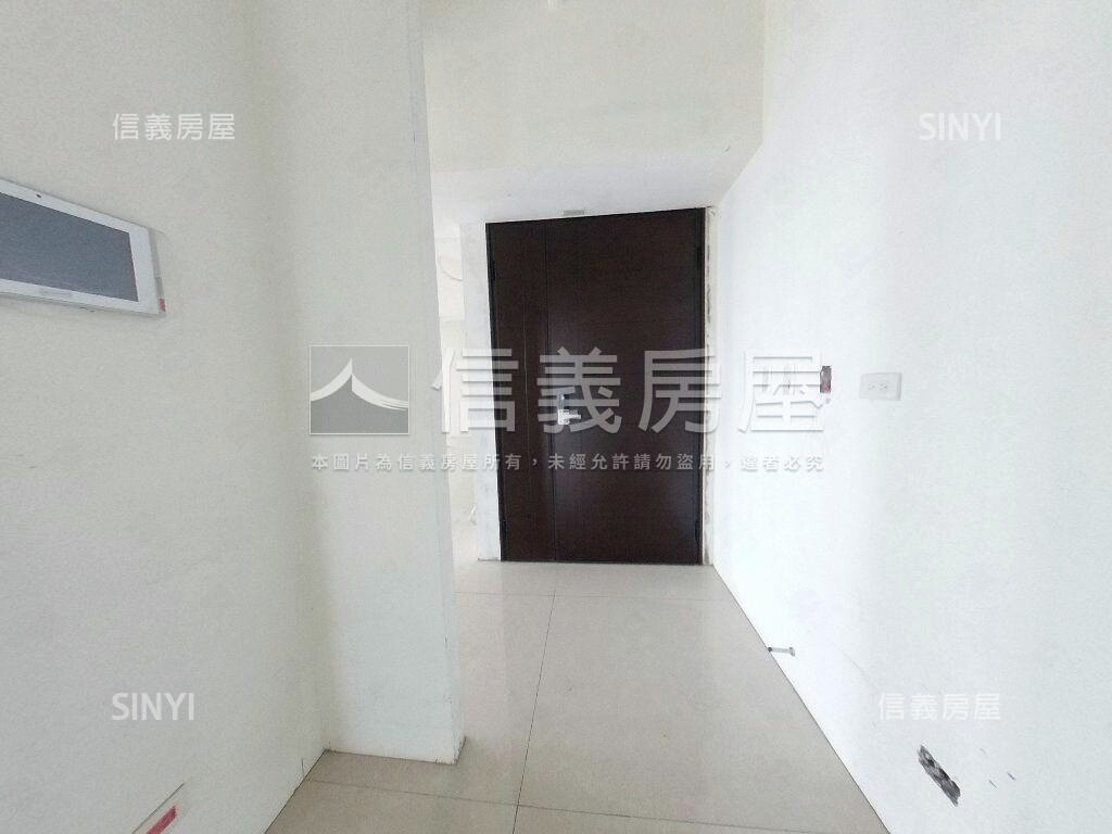 台中市西屯區允將大有待售房屋