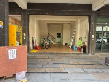 租-㊣南投市民族路商圈透店 - Image 1